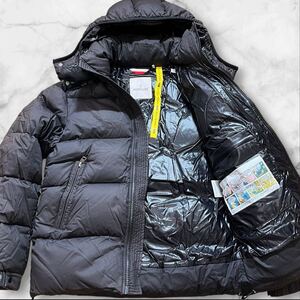 定価30万!!!近年モデル!!!【MONCLER モンクレール 】極暖を羽織る!!!デカロゴ◎BERNIER◎ダウンジャケット ダークグレー メンズ