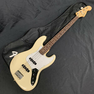 Fender Japan JAZZ BASS エレキベース 日本製 『MADE IN JAPAN』 Serial No.S042584 クリーム系 ソフトケース付 ★ 簡易検査品