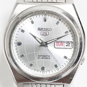 稼働品 SEIKO 5 セイコーファイブ 7S26-02E0 裏スケ 21石 自動巻 メンズ腕時計 デイデイト AT シルバー文字盤 純正ベルト