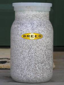 高品質・高性能　BREED菌糸ビン　1100ml　800本セット《能勢YG90.3mm作出》希望本数注文可能（ブリード　菌糸瓶　菌床）