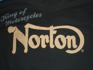 ★良品 Norton MOTORCYCLE / 両面プリント・刺繍 Tシャツ ロゴ / XL(肩幅48cm身幅53cm着丈70cm) ★