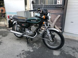 スズキ SUZUKI GT 250 B5 最終型 空冷 2スト 書類付き・純正キー 実動 新品部品交換済み