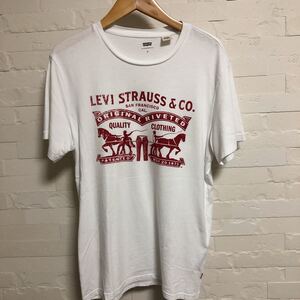 リーバイス 半袖Tシャツ　M ロゴ　levi