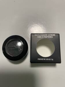 ＊新品＊ ＊ MAC 　マック　ダブルシャドウ　エクストリーム　イルミノーティー　未使用 箱付き