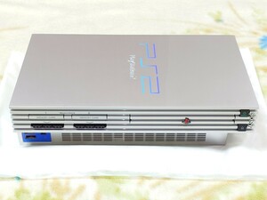 【極美品】PS2 本体 ヨーロピアン オートモービル カラーコレクション メタリックシルバー　SCPH-30000 + 内蔵HDD 40GB + その他周辺機器