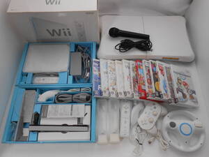 任天堂　ニンテンドー　Wii　本体　シロ　ホワイト　ゲーム機　ゲーム　ソフト　Nintendo　中古