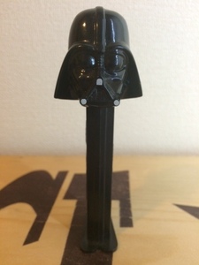 PEZ Dispenser ダース・ベイダー USED ペッツ ディスペンサー STAR WARS スター・ウォーズ