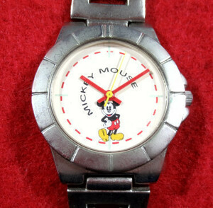 DN453) ◎完動腕時計送料無料(定形外)★Disney Mickey ディズニー ミッキー★セガ SEGA 2002