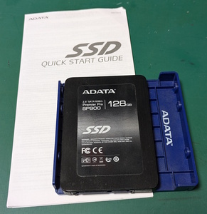 ADATA SP900 128GB★2.5" SATA SSD 6Gb/s★中古★動作確認済