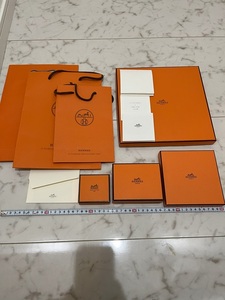 【美品】HERMES エルメス　空箱　ケースのみ　紙袋　エルメスの革　封筒など