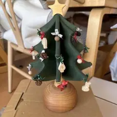 オークヴィレッジ　クリスマスツリー