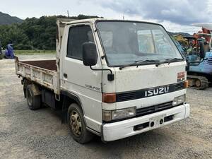 いすゞISUZU NKR66E 2トンダンプ.最大積載量：2,000KG. 走行距離: 196,343KM.エアコン.