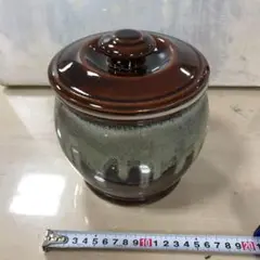 平吉壺の陶器壺