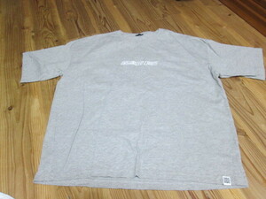 GUのTシャツ　XL グレー