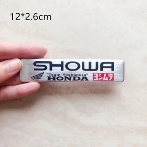 【ゆうパケット送料込】SHOWA(ショーワ)耐熱エンブレムプレート　縦2.6cm×横12㎝　ホンダ　ヨシムラ　