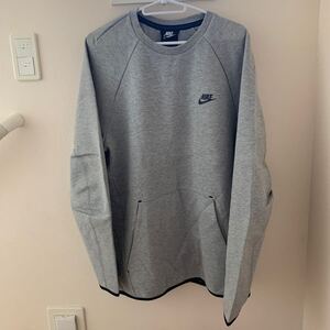 NIKE テックフリース クルーネック スウェット (928472-063) XLサイズ