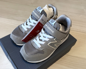 new balance キッズスニーカー YV996 17.5cm 試着のみ