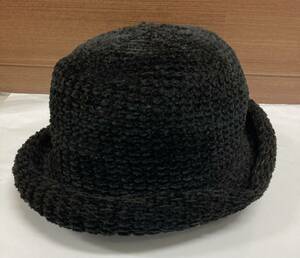 ベネトン ♪ ハット 帽子 ニット イタリア製 Sサイズ 黒 ブラック 毛糸の帽子 UNITED COLORS OF BENETTON