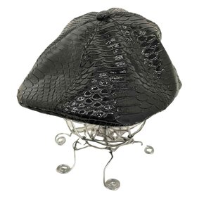 KANGOL(カンゴール) KAWI JAMELE パイソン型押し フェイクレザー ハンチング帽 メンズ 中古 古着 0307