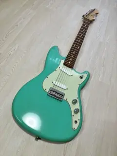 エレキギター フェンダー　デュオソニック　Fender Duosonic