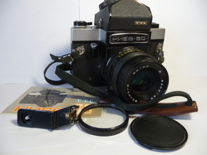 ほぼ新品の Kiev-60 TTL Pentacon MC VOLNA 80MM ペンタコン シックス#646B 