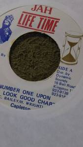 Capleton 初期Hit曲 Number One Upon The Look Good Chart Capleton from Jah Life Time