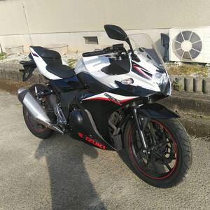 走行少ない　GSX250R