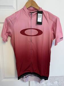 【新品未使用・送料無料】オークリー（OAKLEY） AERO JERSEY Lサイズ 434359（Men