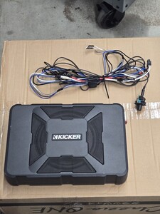 Kicker キッカー HIDEAWAY アンプ搭載 パワードサブウーファー ウーハー