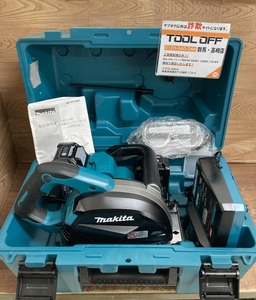 002○未使用品○マキタ makita 充電式チップソーカッタ- CS001GRMX　185ｍｍ　バッテリ2個、充電器、ケース　高崎店