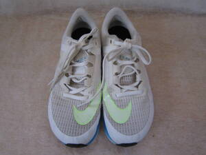 NIKE Rival Fly 3（ナイキ ライバル フライ 3）（CT2405 199）　白　24㎝　ok2412C