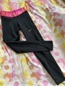 ナイキ NIKE レギンス タイツ 黒 