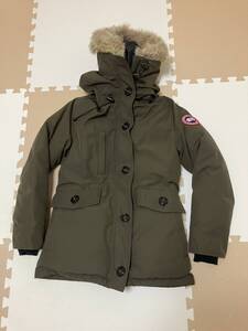 ★CANADA GOOSE (カナダグース )　貴重！シャーロット★