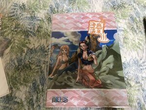 B127クリアファイル　ONE PIECE　ワンピース　海賊温泉　ご当地　ナミ、ロビン