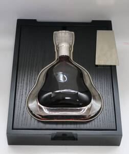 【未開栓】 ヘネシー リシャール HENNESSY RICHARD 40％ 700ml ブランデー コニャック COGNAC 外箱・化粧箱