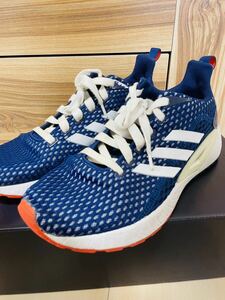 adidasランニングシューズ