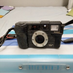 コニカ フィルムカメラ lens 35 WB