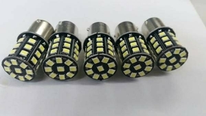 24V車用 S25 LED 33連 シングル球 ホワイト発光 ４個+保障1個 (計5個)　トラック　トレーラー　ダンプ　バス　重機　大型車　人気商品　