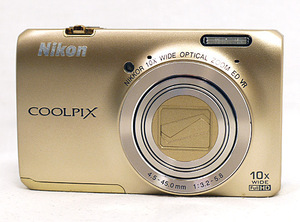 【中古】Nikon製 デジカメ COOLPIX S6300 ゴールド/1600万画素 [管理:1050024476]