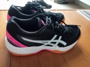 asics　アシックス　ハンドボールシューズ　 スニーカー GEL-TASK 3　品番：1072A082　サイズ：23cm