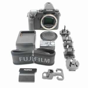 ショット数わずか64回。★新品級★ FUJIFILM フジフイルム GFX 50S ボディ