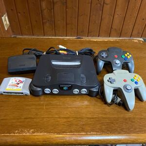 任天堂 Nintendo 64 レトロゲーム機　ジャンク品