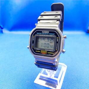 CASIO　カシオ 最初期 DW-5600C-1　スクリューバック　腕時計 ビンテージ　美品【中古】