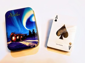 【レア★送料無料】世界のトランプ①アラスカ州 森とオーロラのトランプ　デザイン缶入りプレイングカード playing cards