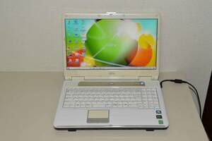 富士通 AH520 1B 4GB 320GB Office 2010 WIN10 Pro動作品