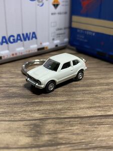 ●◎ホンダ シビック 白 キーホルダー◎●②オリジナル加工品 カーアクセサリー ミニカー ハンドクラフト ハンドメイド 雑貨