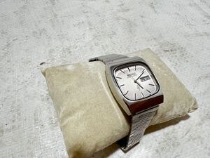 当時物　SEIKO　セイコー　LORD QUARTZ　メンズ　クォーツ　シルバー文字盤　7853-5000　スクエア　腕時計　楽88