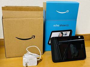 美品】Echo Show 8 第2世代 - HDスマートディスプレイ with Alexa、13メガピクセルカメラ付き、チャコール