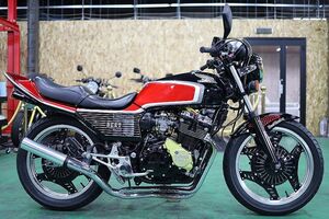 昭和56年12月登録/国内物/CBX400F/黒赤2型仕様/超極上車/フルBEET/フルレストア/各所OH済み/新車再生済/パウダーコート塗装/ニューペイント