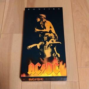 AC/DC　　 　/　　　BONFIRE　　　　５CD　　　輸入盤国内仕様　　　